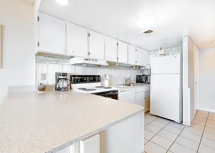 Oceanfront Getaway With Free Wifi A Private Washer & Dryer Shared Pool & Tennis