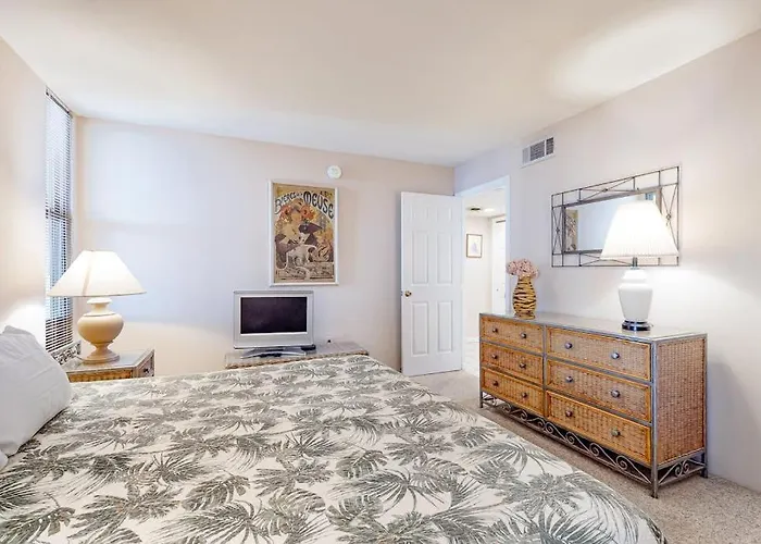 Oceanfront Getaway With Free Wifi A Private Washer & Dryer Shared Pool & Tennis *